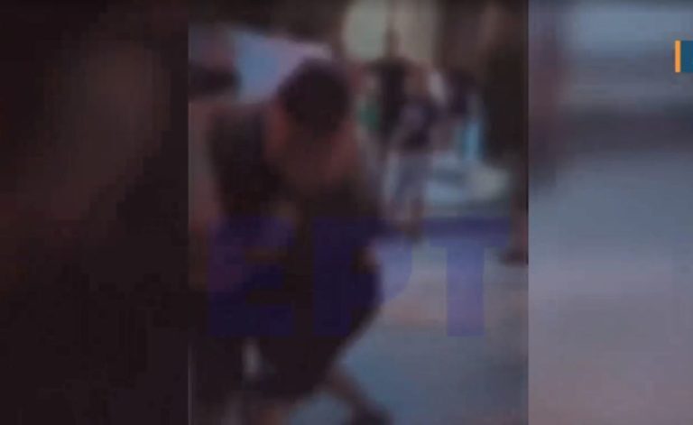 Άγιος Δημήτριος: Βίντεο ντοκουμέντο από τον ραντεβού για ξύλο έδωσαν νεαροί έξω από σχολείο