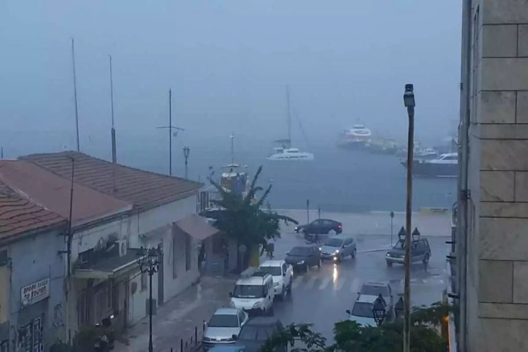 Κακοκαιρία «Genesis»: Στο έλεος του φαινομένου όλη η χώρα – Ποτάμια οι δρόμοι
