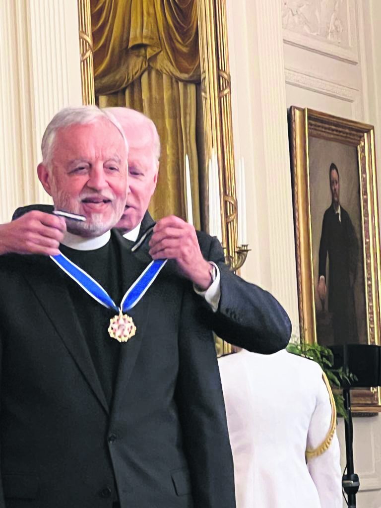 Εσωτερική εικόνα άρθρου