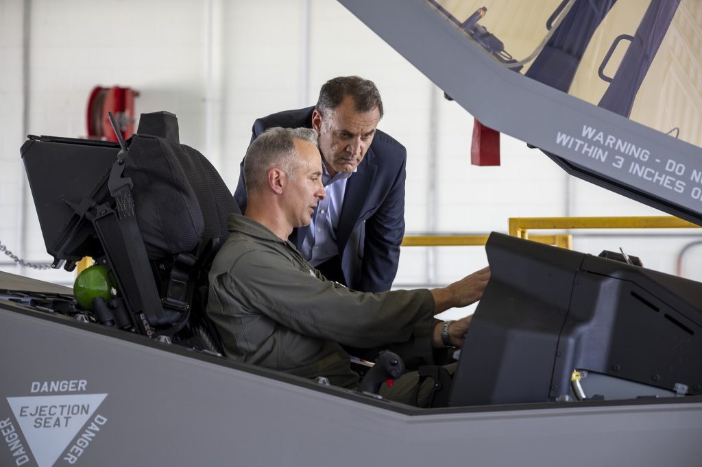 Στις εγκαταστάσεις παραγωγής των F-35 στο Τέξας ο Νίκος Παναγιωτόπουλος