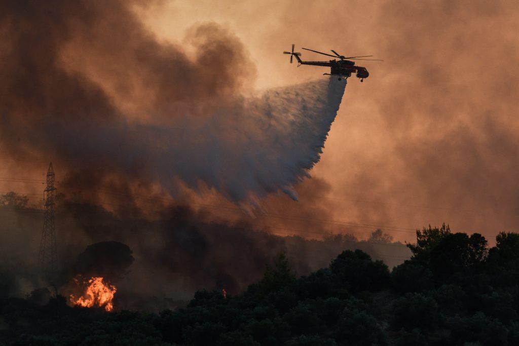 Πυροσβεστική: 58 πυρκαγιές το τελευταίο 24ωρο – Μία ενεργή εστία στη Δαδιά, σε ύφεση το μέτωπο