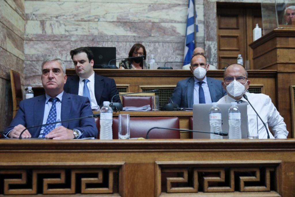 Πιερρακάκης, Γεραπετρίτης αποδόμησαν τα επιχειρήματα της αντιπολίτευσης για τις παρακολουθήσεις -Όλα