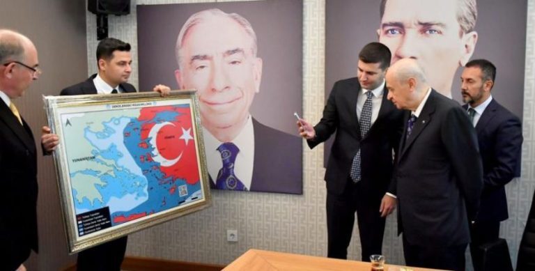 Ελληνοτουρκικά: Η Αθήνα απαντά στον «χάρτη» του Μπαχτσελί – «Επιθετική και προκλητική ενέργεια»