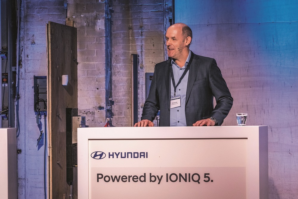 Michael Cole (CEO Hyundai Ευρώπης): «Η Ε.Ε. πρέπει να κάνει περισσότερα»