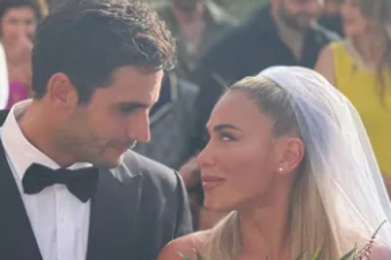 Όλοι κοιτούσαν το φόρεμα της Ζώζας στον γάμο της Κόνι Μεταξά