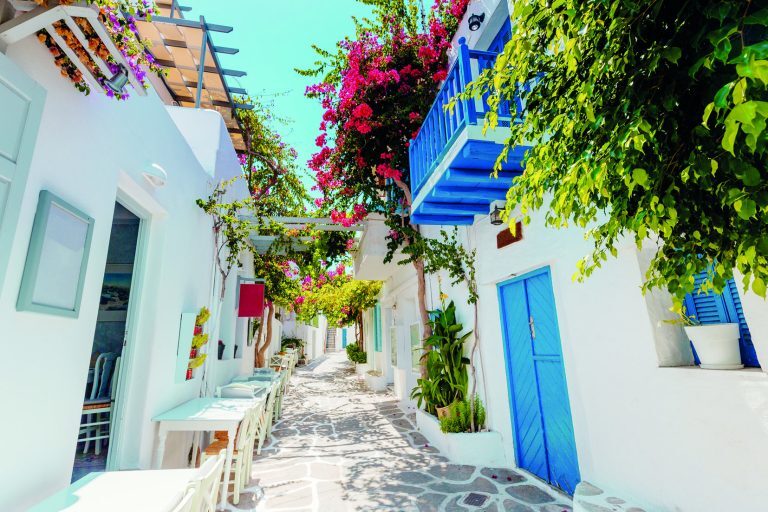 Travel + Leisure World’s Best Awards: Στην κορυφή τα ελληνικά νησιά