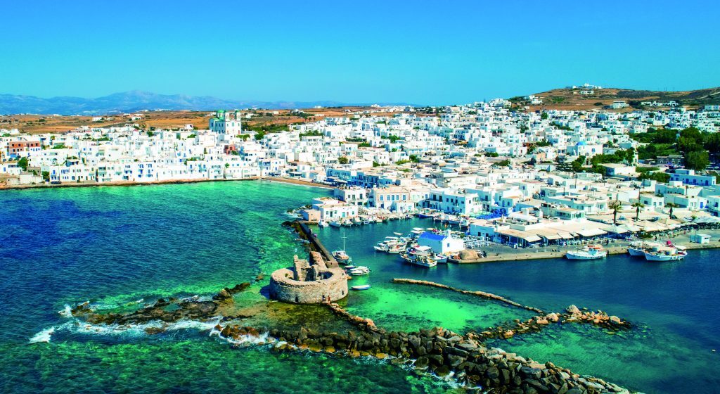 Πάρος: Ταξίδι στην Αγιά Σοφιά του Αιγαίου