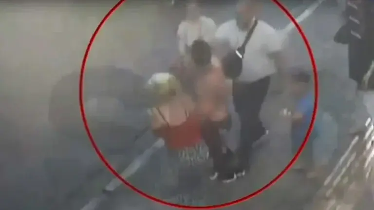 Νέα εκδοχή για το περιστατικό «πνιγμού» του μωρού από τον πατέρα του