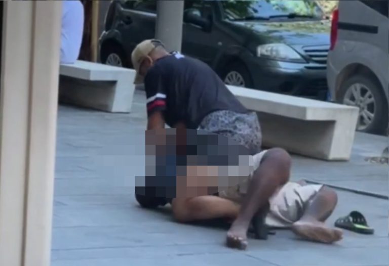 Βίντεο σοκ – Ιταλία: Νιγηριανός στραγγαλίστηκε μέχρι θανάτου από 32χρονο [ΣΚΛΗΡΕΣ ΕΙΚΟΝΕΣ]