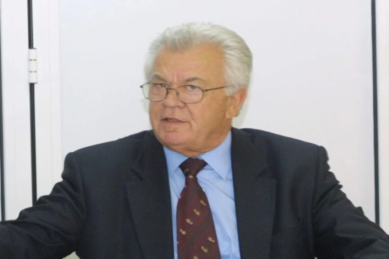 Πέθανε ο πρώην βουλευτής και υπουργός του ΠΑΣΟΚ Θανάσης Δημητρακόπουλος