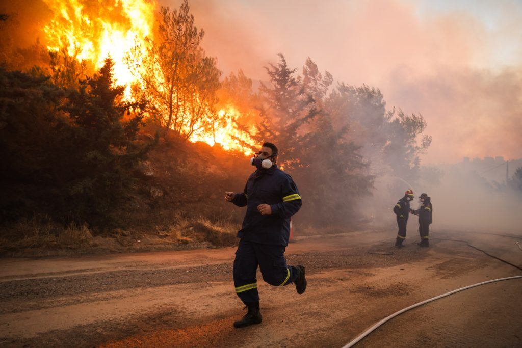 Αυστηρές ποινές για τους εμπρηστές