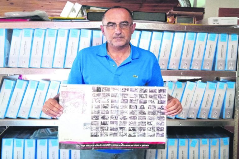 Ρεκόρ Γκίνες με γραμματόσημα