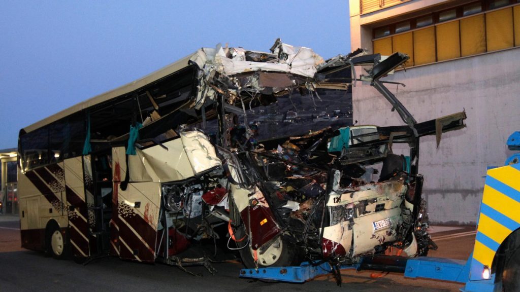 Νικαράγουα: 16 νεκροί σε δυστύχημα με λεωφορείο