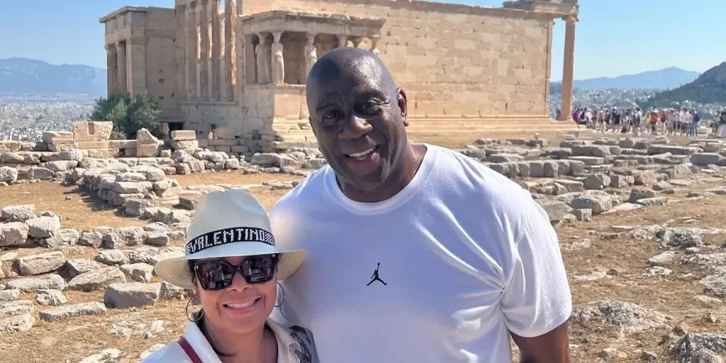 Τηλεφώνημα έκπληξη Μητσοτάκη στον Μάτζικ Τζόνσον
