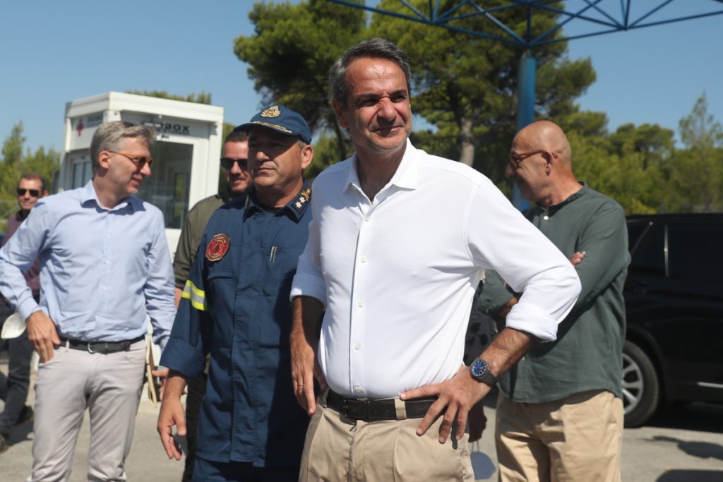 Στις πυρόπληκτες περιοχές της Αττικής ο Κυριάκος Μητσοτάκης – Ευγνωμοσύνη για τις προσπάθειες