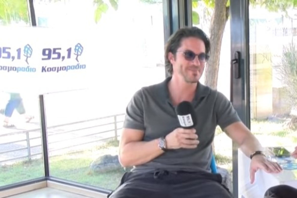 Νίκος Οικονομόπουλος: Είμαι Χριστιανός Ορθόδοξος και σε όποιον αρέσει – Πιστεύω στον Χριστό και δεν θα σταματήσω να το λέω [βίντεο]