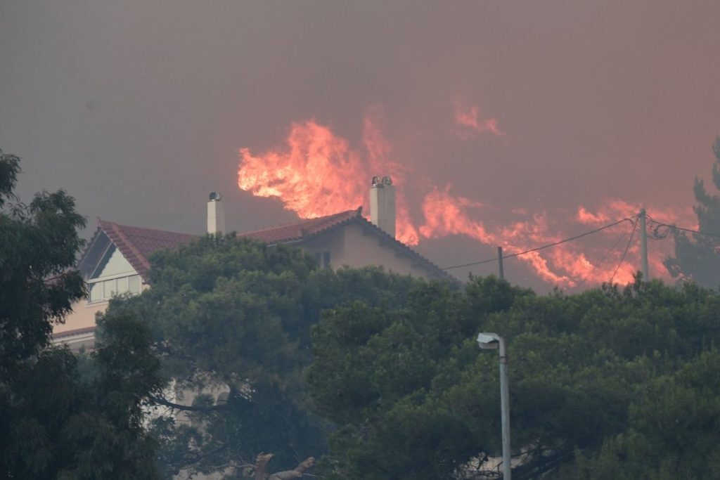 Στυλιανίδης για φωτιές: Κάθε πυρκαγιά αφήνει πληγές – Οι ριπές ανέμων στην Αττική ξεπερνούσαν