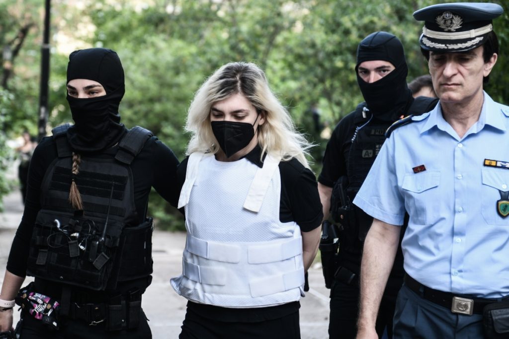 Ρούλα Πισπιρίγκου: Στο κόκκινο οι παρασκηνιακές κινήσεις – Ψάχνει σανίδα σωτηρίας από το FBI