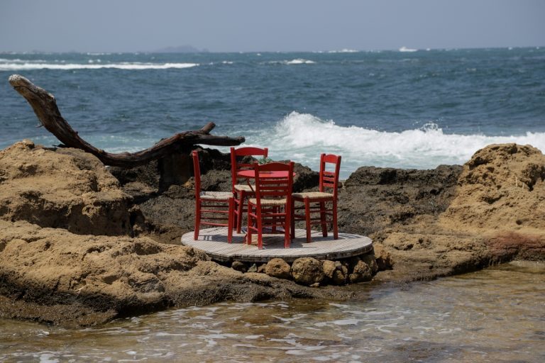 Καιρός: Σε κατάσταση έκτακτης ανάγκης κηρύσσεται η Σκύρος – Συνεχίζονται οι βροχές και οι καταιγίδες, πότε υποχωρούν τα φαινόμενα [βίντεο]