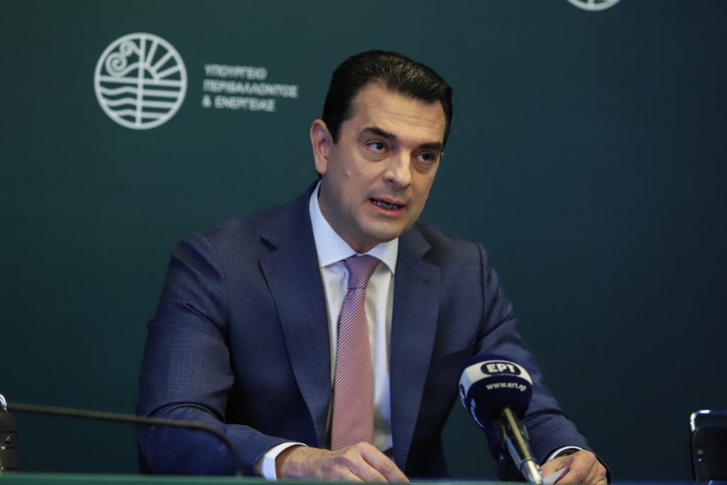 Κινούμαι Ηλεκτρικά 2: Παρουσίασε το πλάνο ο Σκρέκας – Μέχρι που θα φτάνουν οι επιδοτήσεις για ηλεκτρ