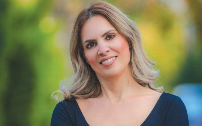Αγγελική Σπανού: «Εμφυλη βία υπήρχε πάντα, τώρα όμως σπάει το τείχος της σιωπής»