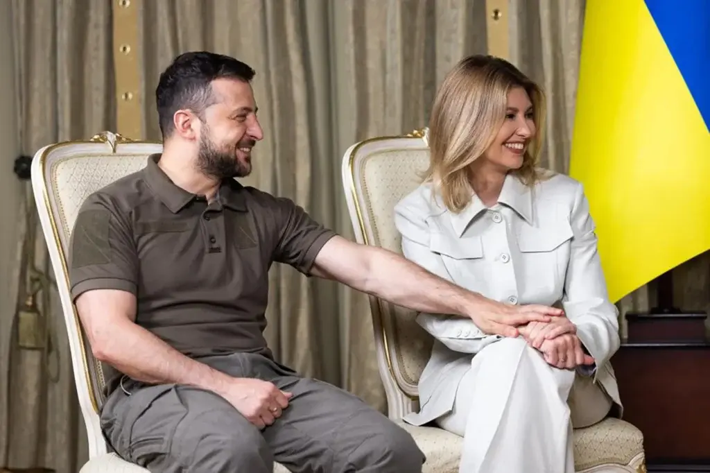 Ζελένσκι: «Ο πόλεμος έχει κάνει την σχέση με τη σύζυγό μου δυνατότερη» – Τι αποκάλυψε το προεδ