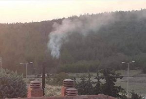 Φωτιά στο Σέιχ Σου: Μία προσαγωγή αλλοδαπού - Τι ερευνά η Πυροσβεστική