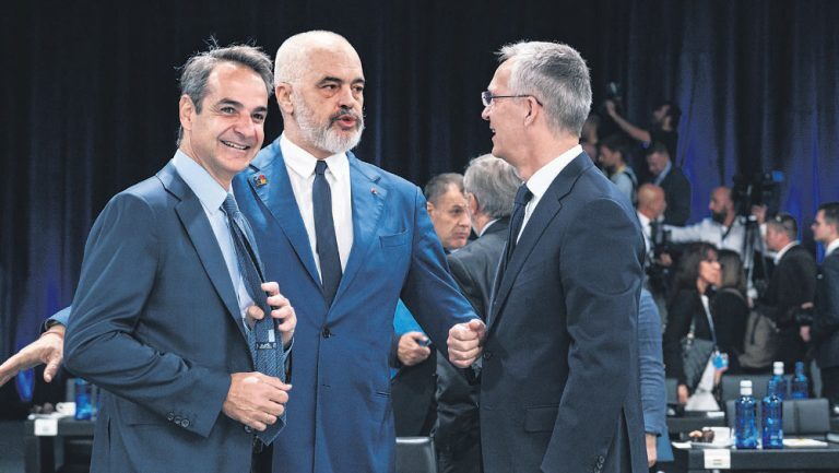 Σύνοδος ΝΑΤΟ: Σοβαρή και ψύχραιμη η ελληνική παρουσία – Δεν πέρασαν οι εκβιαστικές τακτικές του Ερντογάν