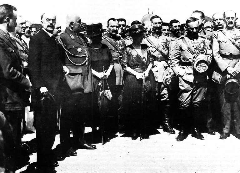 Σμύρνη 100 χρόνια μετά: 26 συγγραφείς στον Ε.Τ. για τη Μικρασιατική Καταστροφή – Σάββατο (27/8) η Σωτηρία Μαραγκοζάκη 