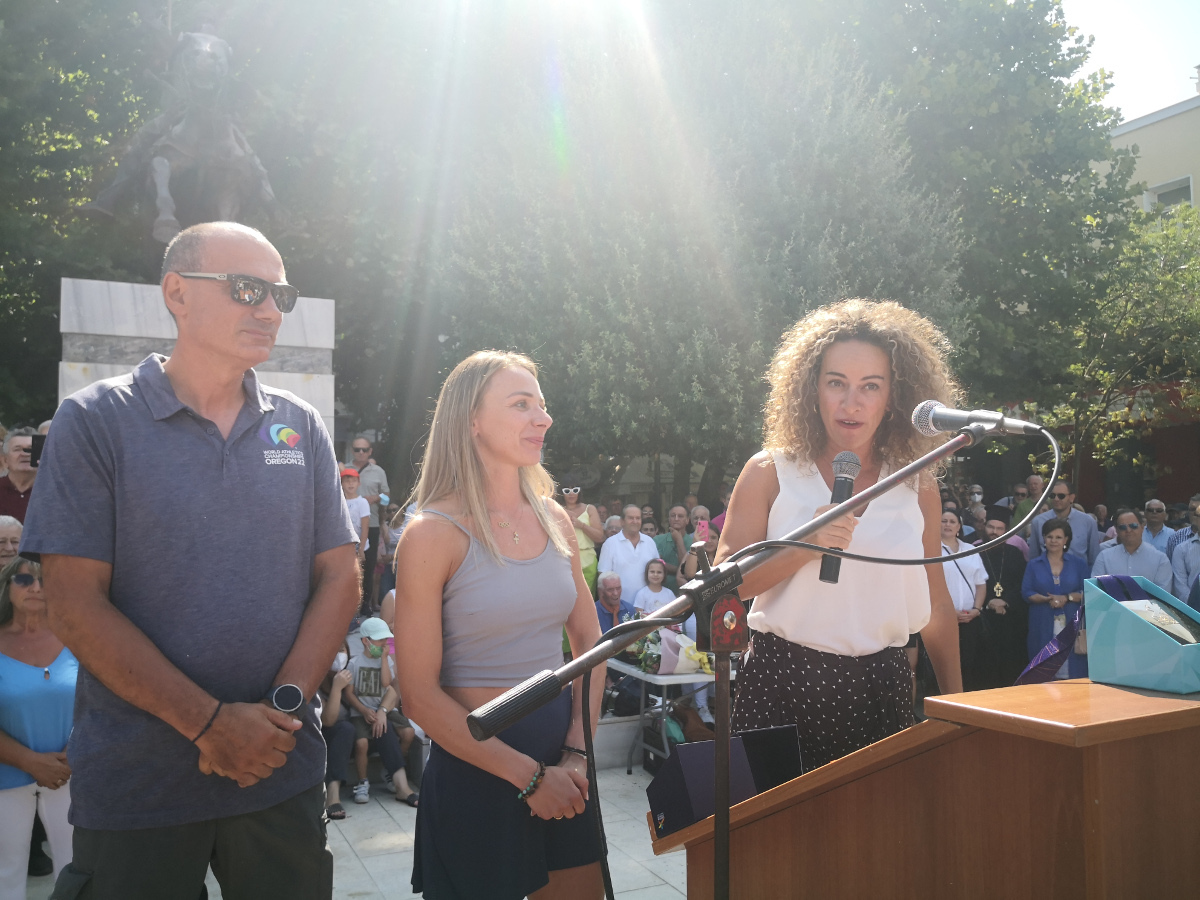 Αντιγόνη Ντρισμπιώτη: Θερμή υποδοχή στην Καρδίτσα