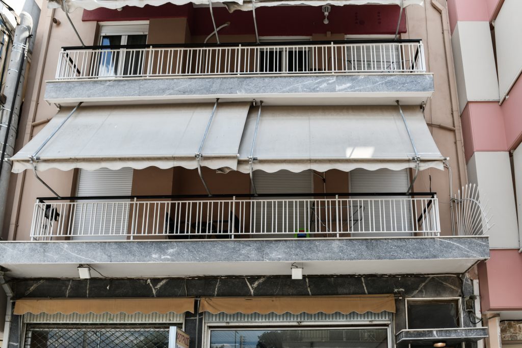 Περιστέρι: Ως την τελευταία στιγμή πάλευε η 17χρονη με τον σύντροφό της – Τα ευρήματα του ιατρ