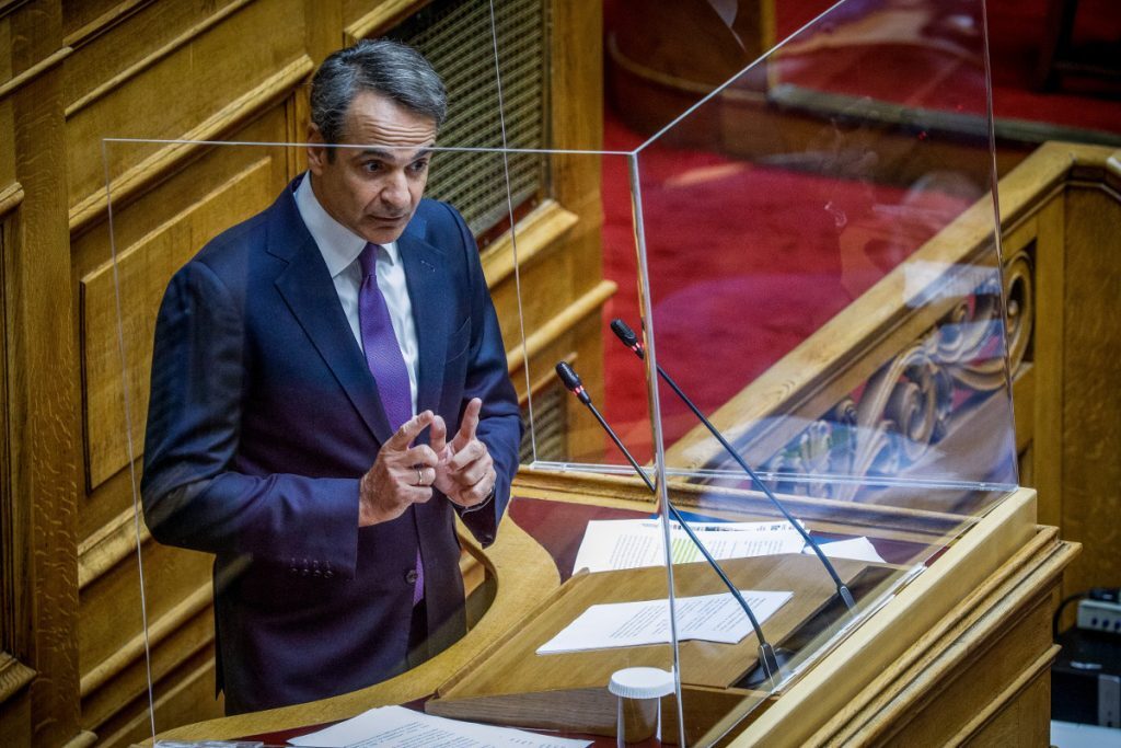 Μητσοτάκης στη Βουλή: Λάθος η παρακολούθηση Ανδρουλάκη – Αν νομίζει ότι είναι παράνομη να προσ