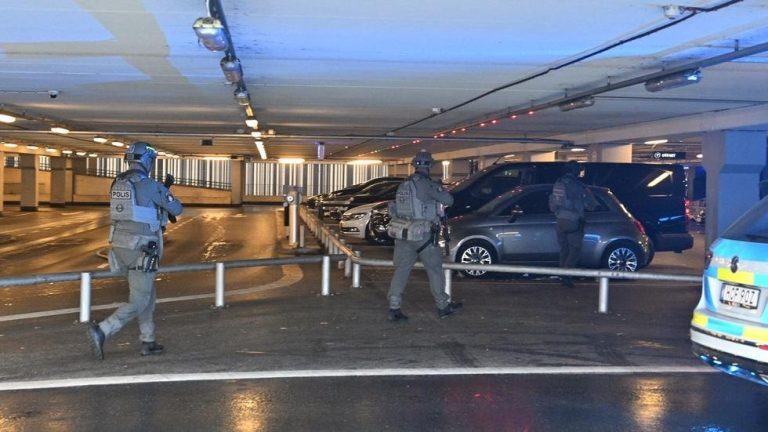 Σουηδία: Πυροβολισμοί σε εμπορικό κέντρο στην πόλη Μάλμε