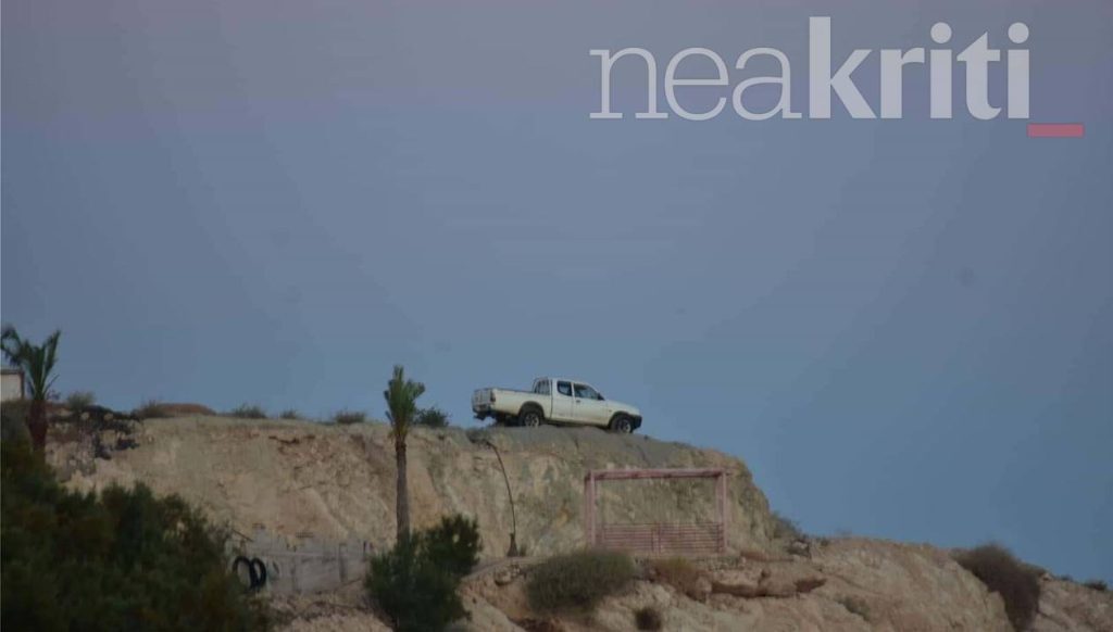 Ιεράπετρα: Άνδρας απειλεί να πέσει με το αυτοκίνητο του σε γκρεμό