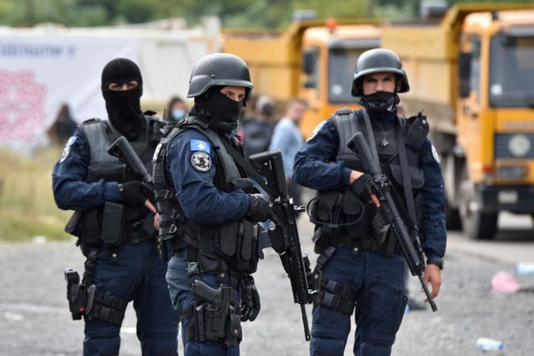 Μυρίζει μπαρούτι στο Κόσοβο: Ποια ήταν η αφορμή – Πώς αποφεύχθηκε η σύγκρουση