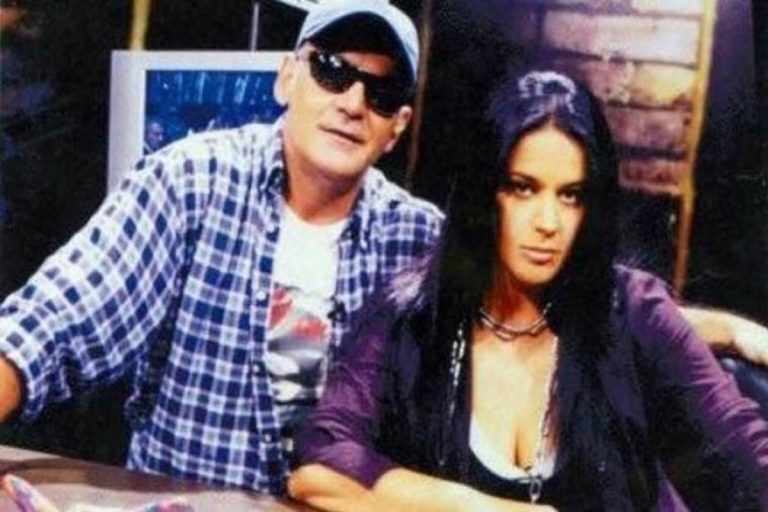 Κώστας Μυλωνάς: Πίνει ουζάκι με τον Μπόρις Τζόνσον στην Εύβοια – Δείτε πώς είναι σήμερα το «παιδί της νύχτας»