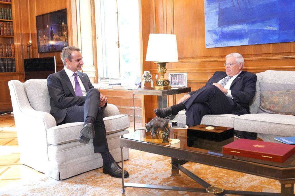 Μητσοτάκης-Μενέντεζ: «Αξιόπιστος σύμμαχος και πυλώνας σταθερότητας η Ελλάδα» – Τι συζήτησαν οι