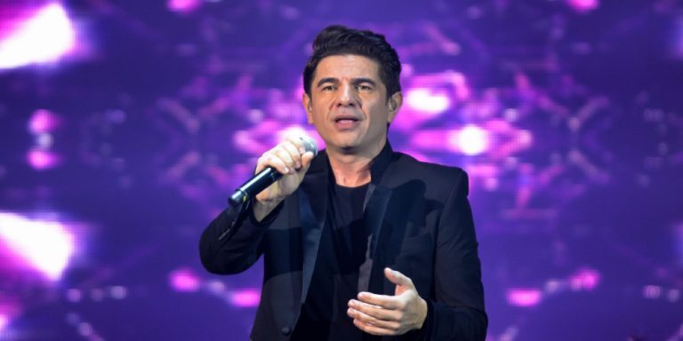 Νίκος Κουρκούλης: Απίστευτος καβγάς σε συναυλία του – Πώς αντέδρασε ο τραγουδιστής