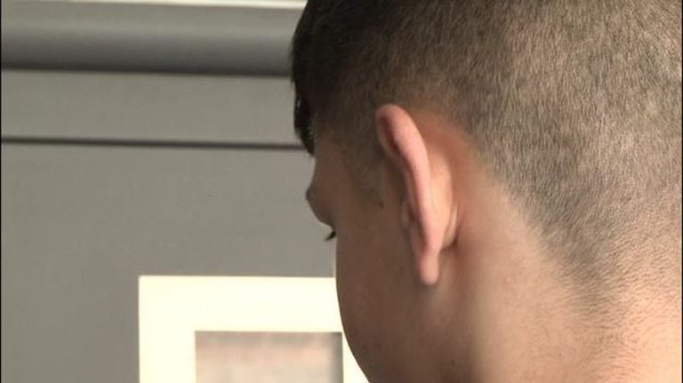 Bullying στον Πύργο – Συγκλονίζουν τα λόγια του 14χρονου: «Βγαίνω σπάνια από το σπίτι, εξακολουθώ να φοβάμαι»