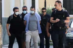 Εισβολή στο Εφετείο