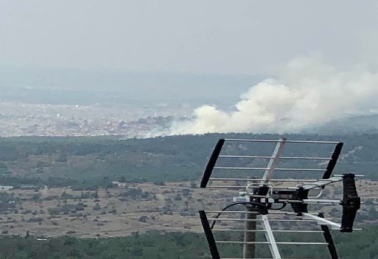 Θεσσαλονίκη: Φωτιά στο Σέιχ Σου-Μεγάλη κινητοποίηση της Πυροσβεστικής