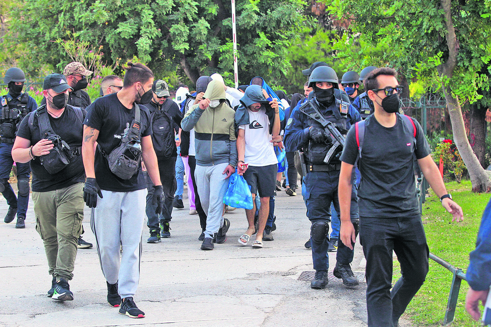 Πολυτεχνειούπολη-Ζωγράφου: Τρεις αδίστακτες συμμορίες με… έδρα στο πανεπιστήμιο