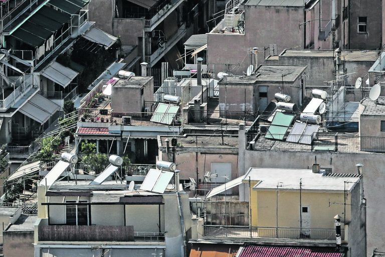 Ηλιακοί θερμοσίφωνες: Τι θα περιλαμβάνει το πρόγραμμα επιδότησης