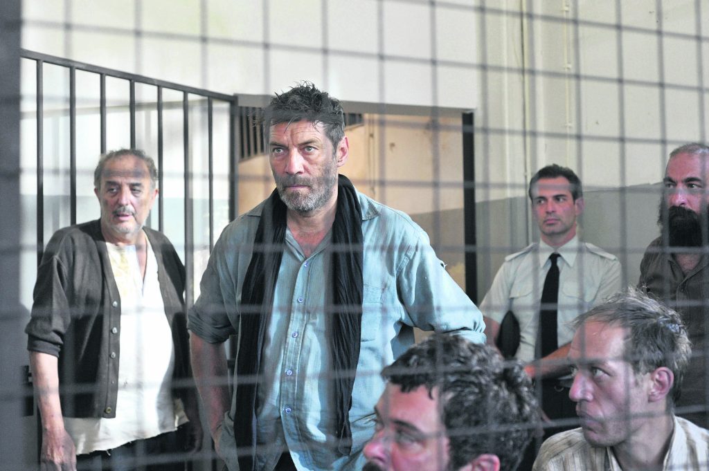 Μια νύχτα του Αυγούστου: Η σειρά της Χίσλοπ έρχεται  μια νύχτα του Οκτωβρίου