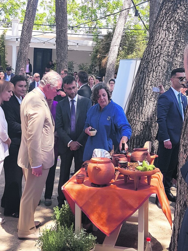 Εσωτερική εικόνα άρθρου