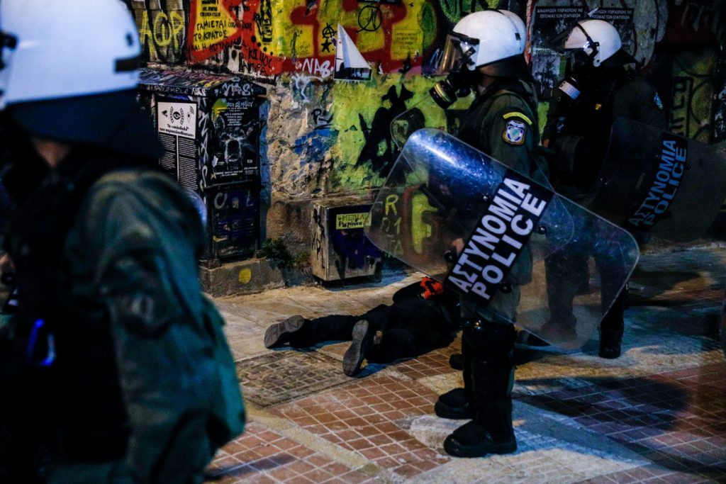 Επεισόδια στα Εξάρχεια: Έγιναν δύο προσαγωγές και μία σύλληψη