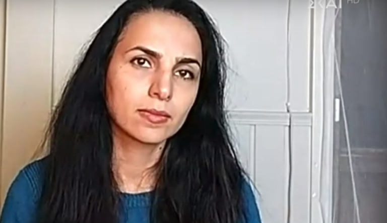 Σοκάρει Ιρανή ποιήτρια: Μου έδεσαν μάτια και χέρια – Με άφησαν σε απομόνωση 38 ημέρες