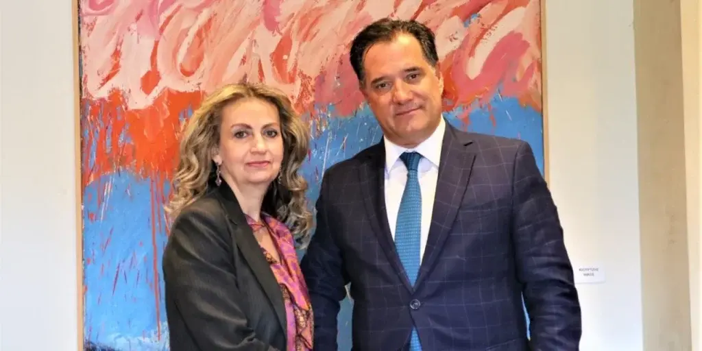 Συνάντηση Άδωνη Γεωργιάδη με τη νεοεκλεγείσα πρόεδρο του ΕΒΕΑ