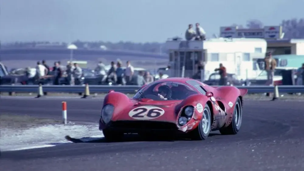 Ferrari 330 P4: Από το Μαρανέλο στην αιωνιότητα…