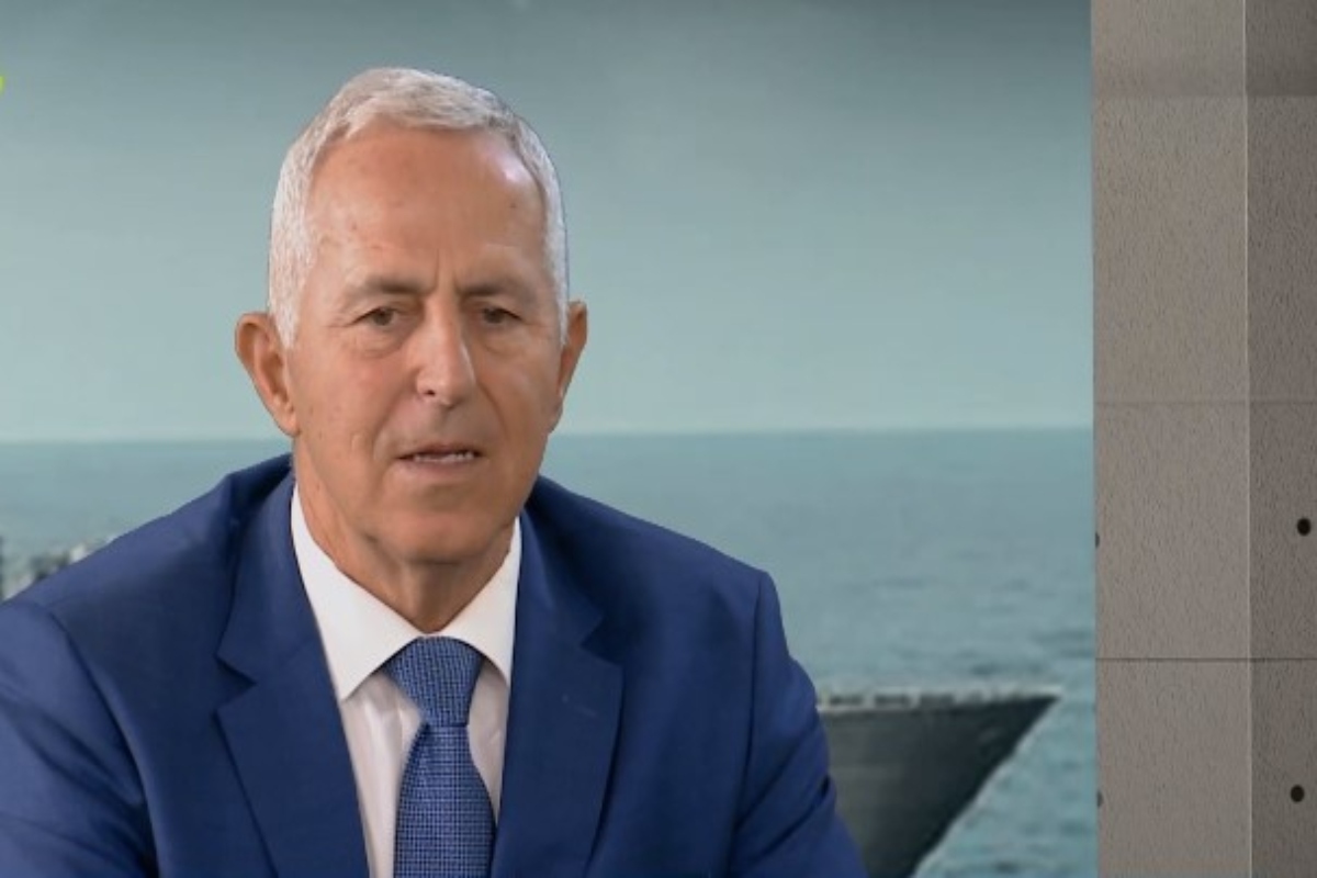 Αποστολάκης